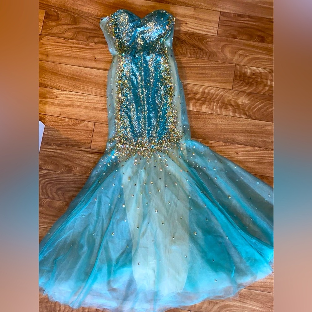 dress